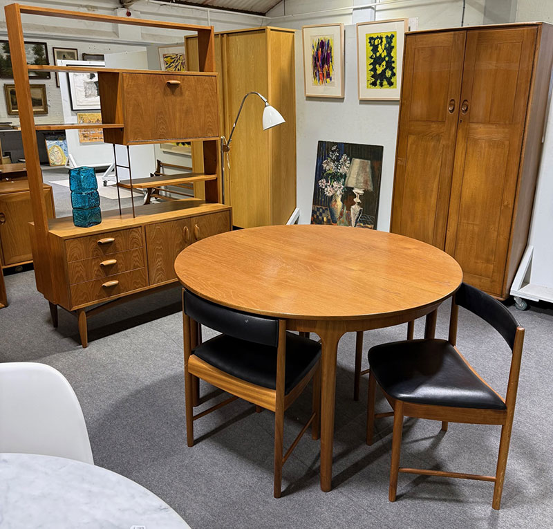 Pictures & Furniture