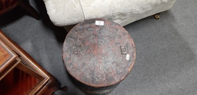 Lot 425 - Antique munitions shell case