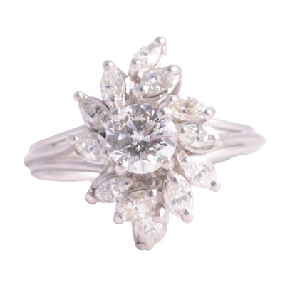 Lot 56 - A diamond cluster ring.