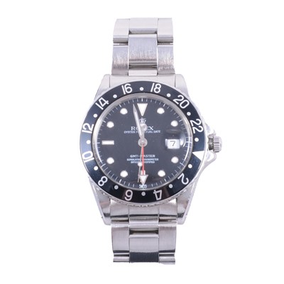 Lot 365 - Rolex - a gentleman's Oyster Perpetual Date GMT-Master automatic chronometer wristwatch.