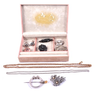 Lot 432 - Vintage costume jewellery, guard chain, Danish silver brooch, Scottish penannular cloak pin, cufflinks.