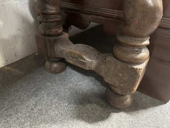 Lot 319 - 19th century Dutch oak linen press