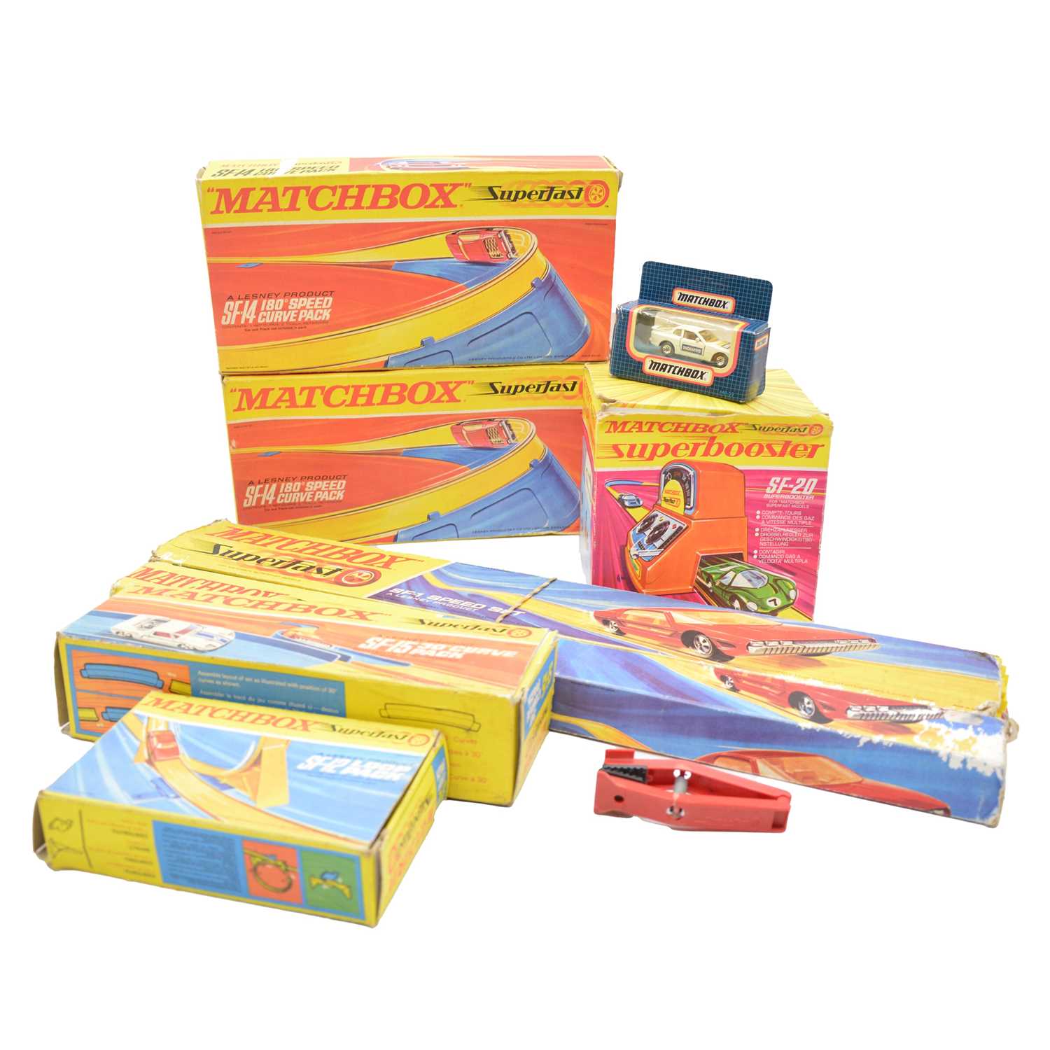 Lot 116 - Matchbox track and accessories
