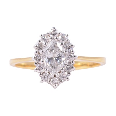 Lot 57 - A diamond cluster ring.