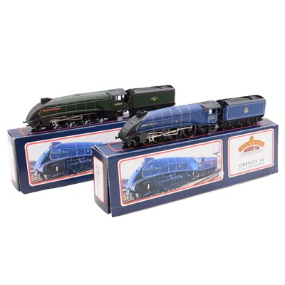 Lot 220 - Two Bachmann OO gauge locomotives, 31-954, 31-951