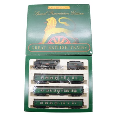 Lot 223 - Hornby OO gauge train pack 'BR School', boxed