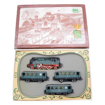 Lot 234 - Piko HO gauge locomotive set, boxed