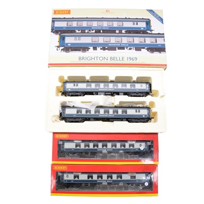 Lot 179 - Three Hornby OO gauge rail cars and coaches, boxed