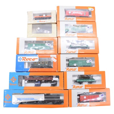 Lot 284 - Twelve Roco HO gauge wagons, boxed