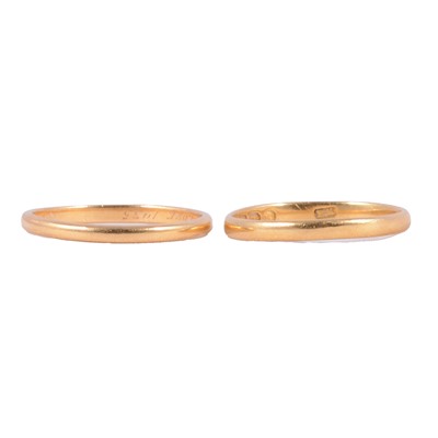 Lot 107 - Two 22 carat gold wedding bands.