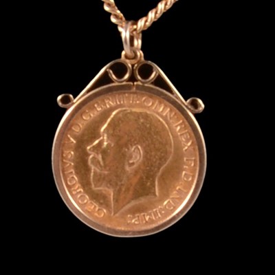 Lot 1126 - A Gold Full Sovereign Coin pendant on a chain.