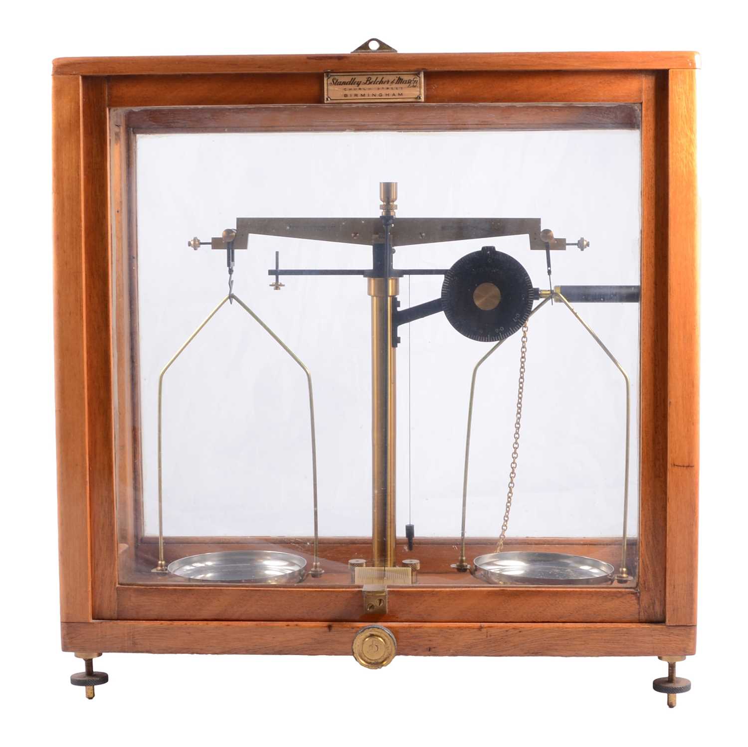 Lot 132 - Set of pharmaceutical beam balance scales