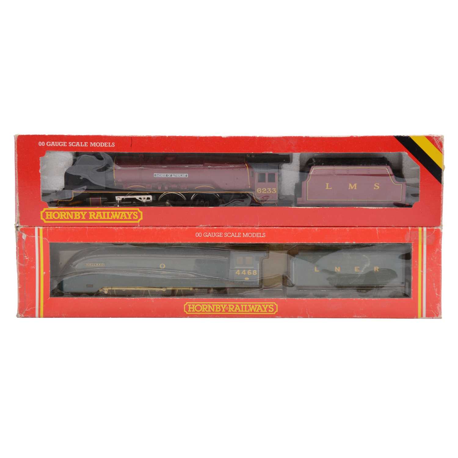 Lot 44 - Two Hornby OO gauge steam locomotives, R066 and R304, boxed
