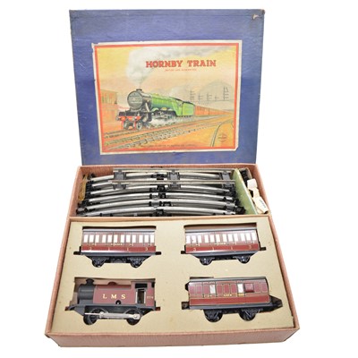 Lot 39 - Hornby O gauge clockwork locomotive set