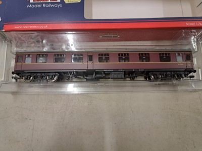 Lot 100 - Four Bachmann OO gauge passenger coaches, boxed, with two Mainline coaches