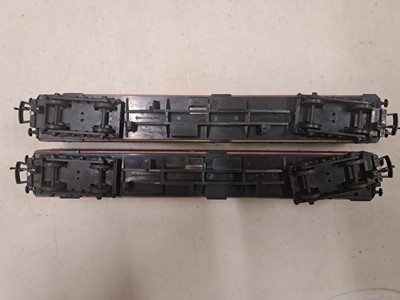 Lot 100 - Four Bachmann OO gauge passenger coaches, boxed, with two Mainline coaches