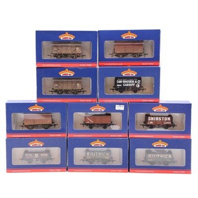 Lot 80 - Ten Bachmann OO gauge wagons, boxed