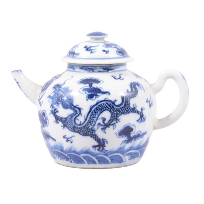 Lot 70 - Chinese blue and white teapot