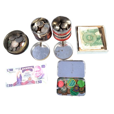 Lot 215 - A collection of 19th century and later worldwide coins and banknotes, some silver content.