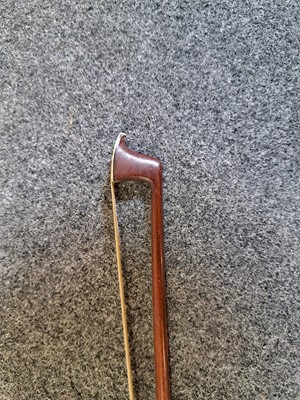 Lot 155 - Boosey & Hawkes rosewood clarinet and a violon