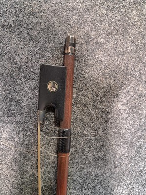 Lot 155 - Boosey & Hawkes rosewood clarinet and a violon