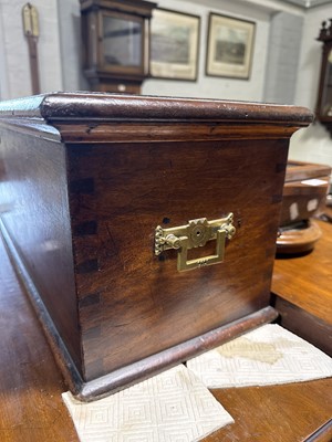 Lot 454 - Mahogany deed box