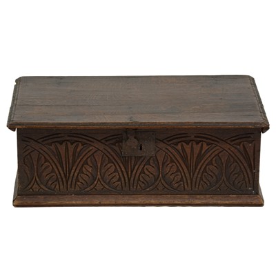 Lot 388 - Boarded oak box