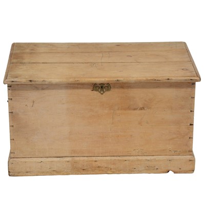 Lot 387 - Stripped pine blanket box