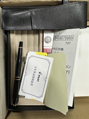 Lot 238 - Fountain pens