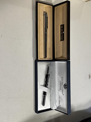 Lot 238 - Fountain pens