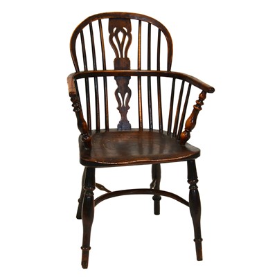 Lot 430 - Victorian yew and elm Windsor chair