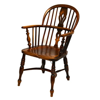 Lot 431 - Victorian elm and ash Windsor chair