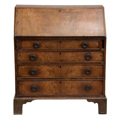 Lot 424 - Georgian mahogany bureau