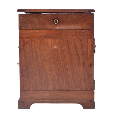 Lot 14 - George III mahogany apothecary chest