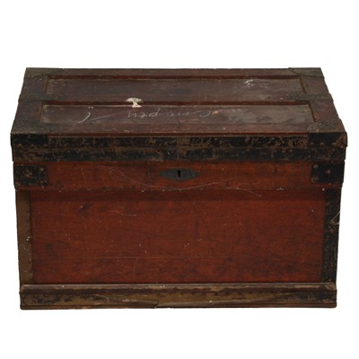 Lot 334 - Old silver chest