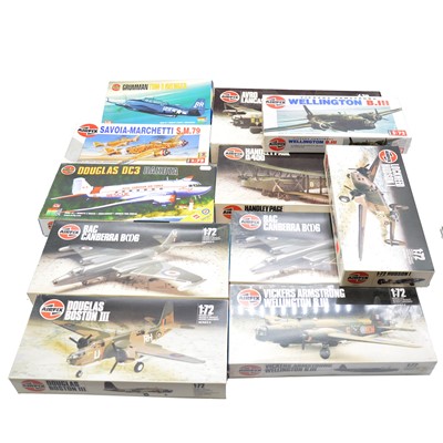 Lot 161 - Eleven Airfix 1/72 scale kits, boxed