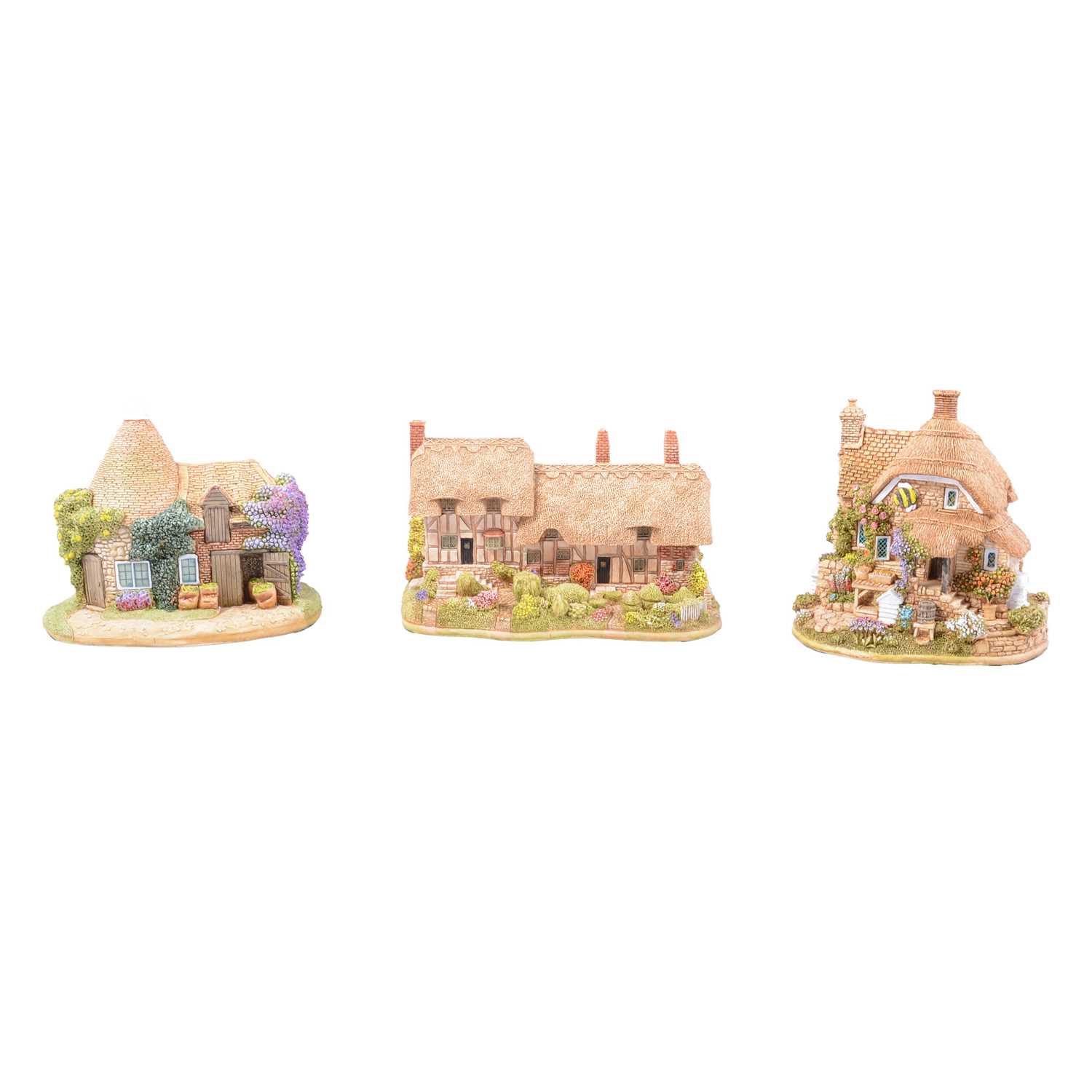 Lot 61 - Collection of Lilliput Lane models