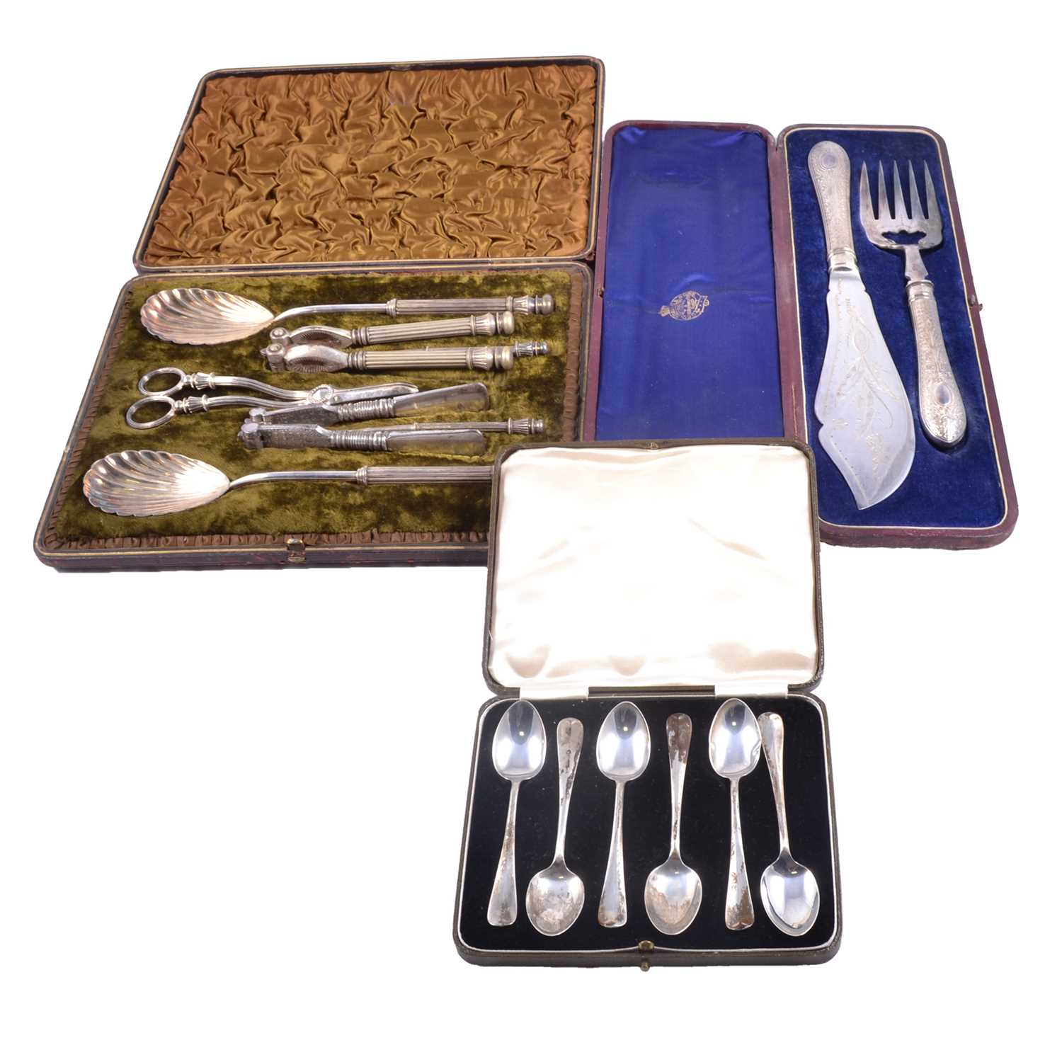 Lot 180 - Set of six silver teaspoons; small collection of plated ware