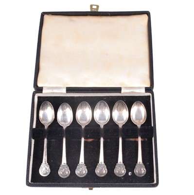 Lot 313 - Set of six silver Winston Churchill commemorative teaspoons