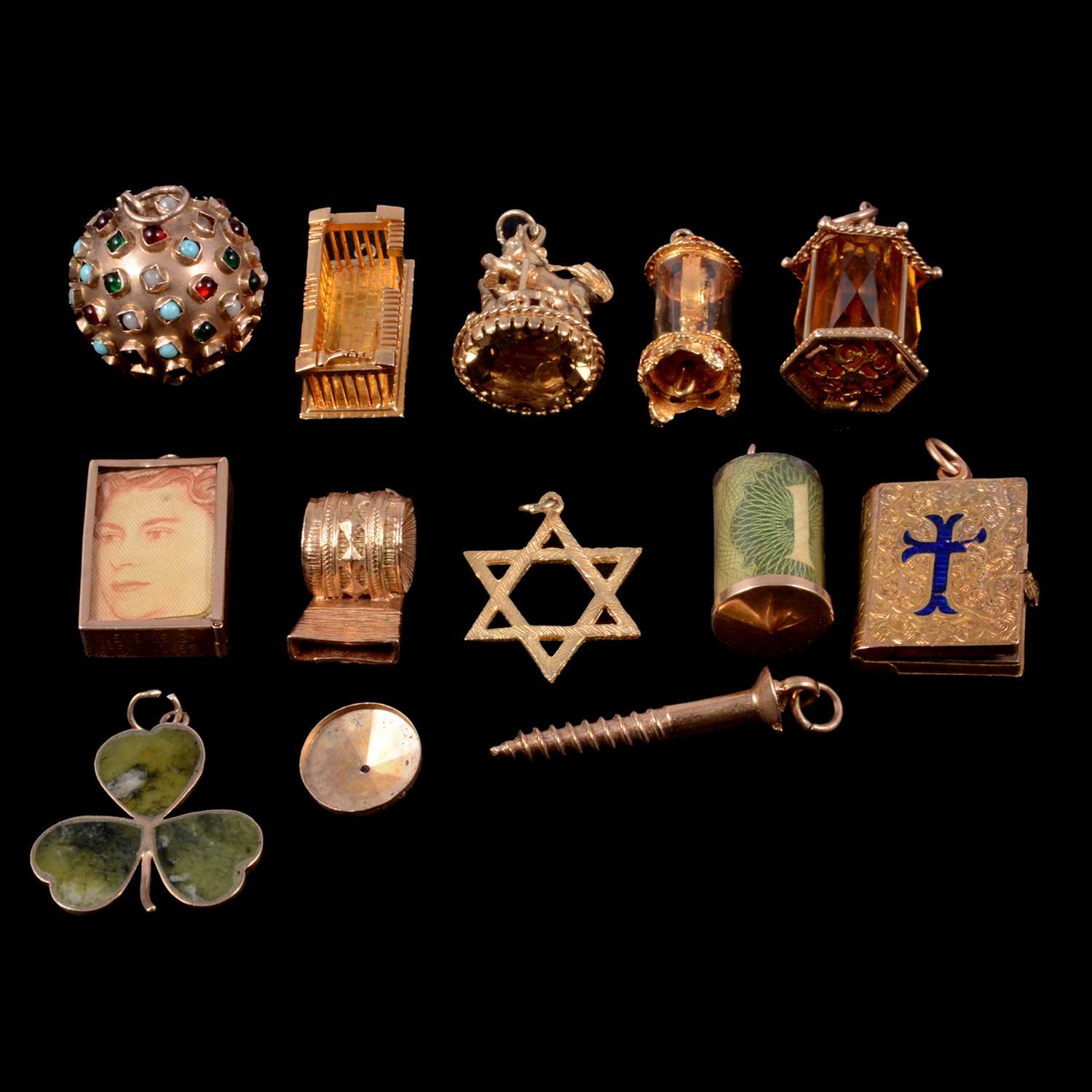 Charms Lovely — Gold