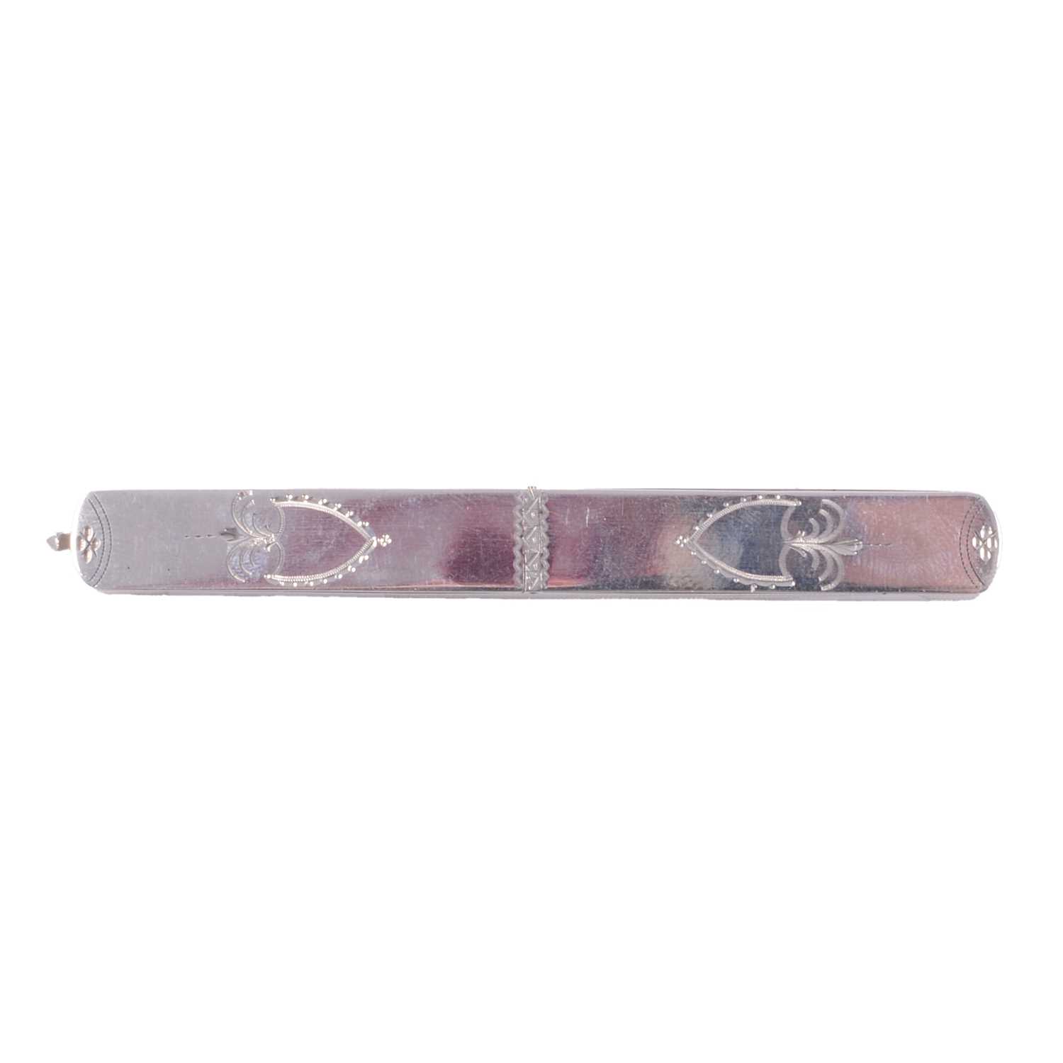 Lot 80 - George III silver toothpick box,