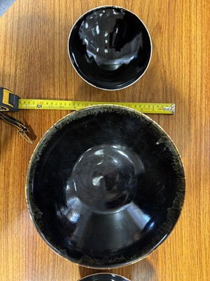 Lot 132 - Chris Keenan, three porcelain bowls and a beaker