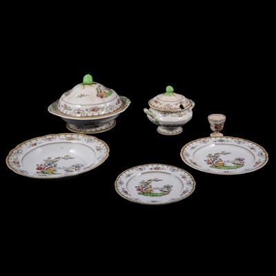 Lot 59 - Copeland Spode 'Chelsea' pattern dinner service