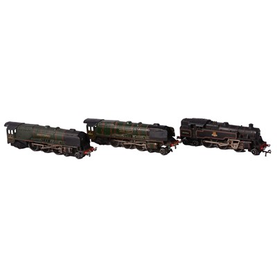 Lot 57 - Large quantity of Hornby Dublo model railways