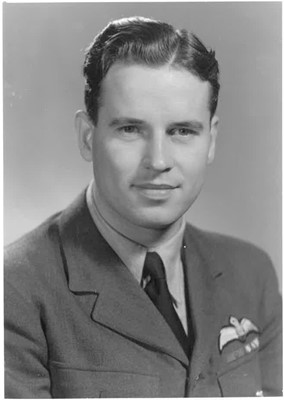 Lot 52 - Dambusters / 617 Squadron interest; three albums of letters, photographs and ephemera