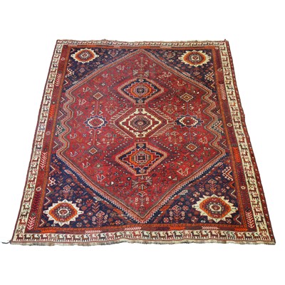 Lot 419 - Shiraz pattern rug