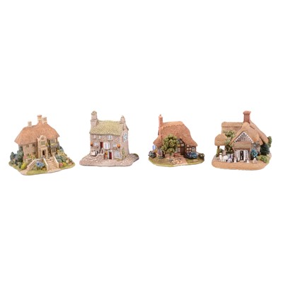 Lot 72 - A collection of twelve Lilliput Lane models