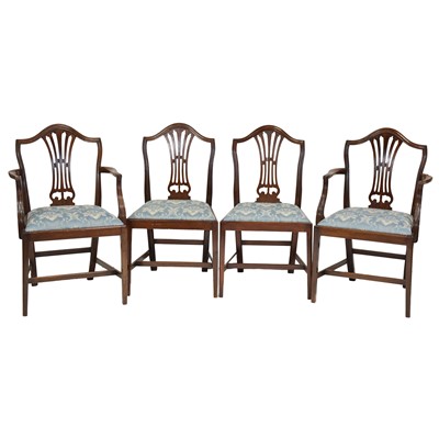 Lot 371 - Set of eight George III style mahogany dining chairs