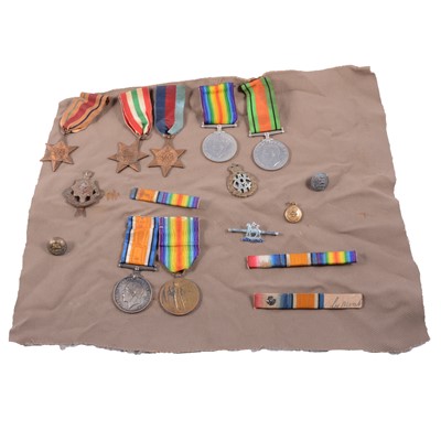 Lot 257 - Medals - WW1 pair, WW2 group of 5, badges, brooch and buttons.