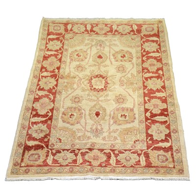 Lot 532 - Modern Zeiger style rug